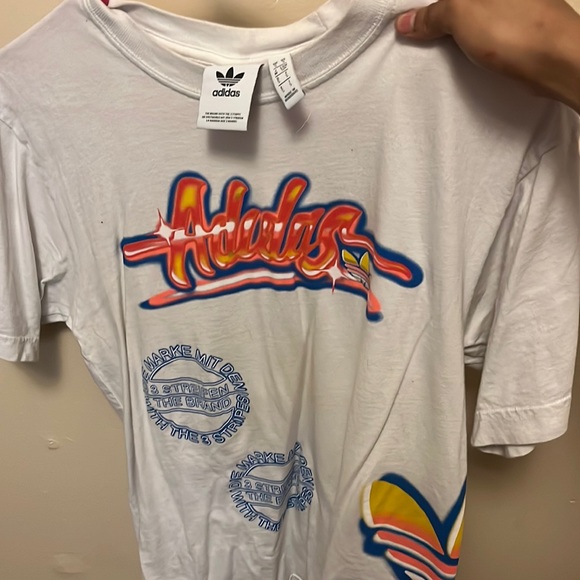 Adidas she graffiti like - Picture 1 of 2